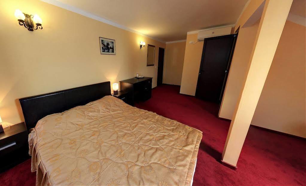 La Storia Guest House Piteşti Exteriér fotografie